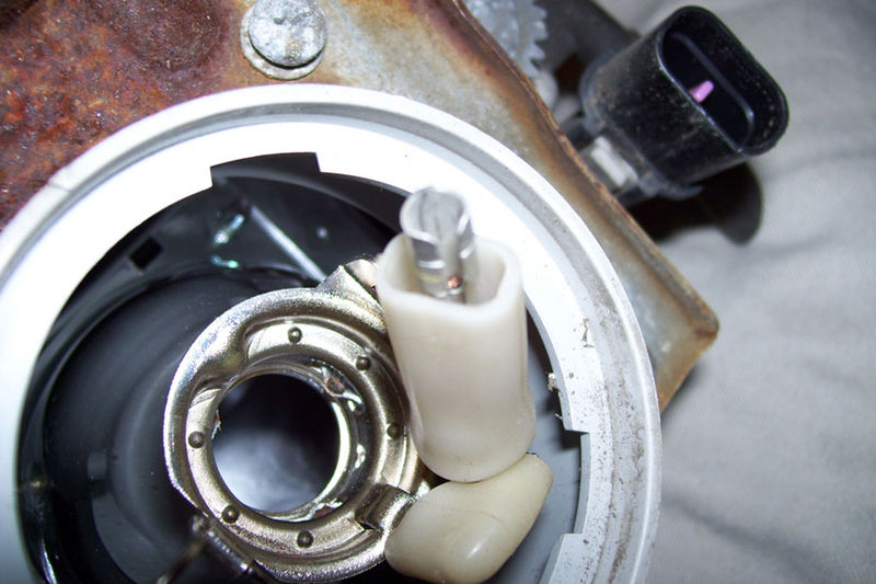 File:Connector removed.jpg